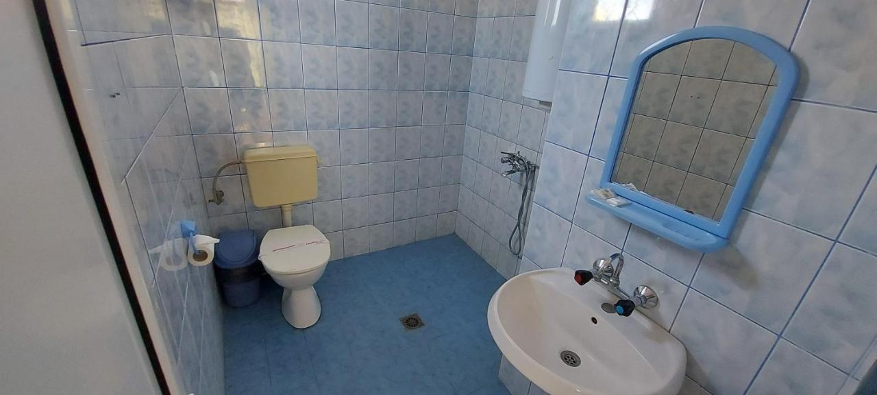 Guest House Nikolovi Lozenets Exterior foto