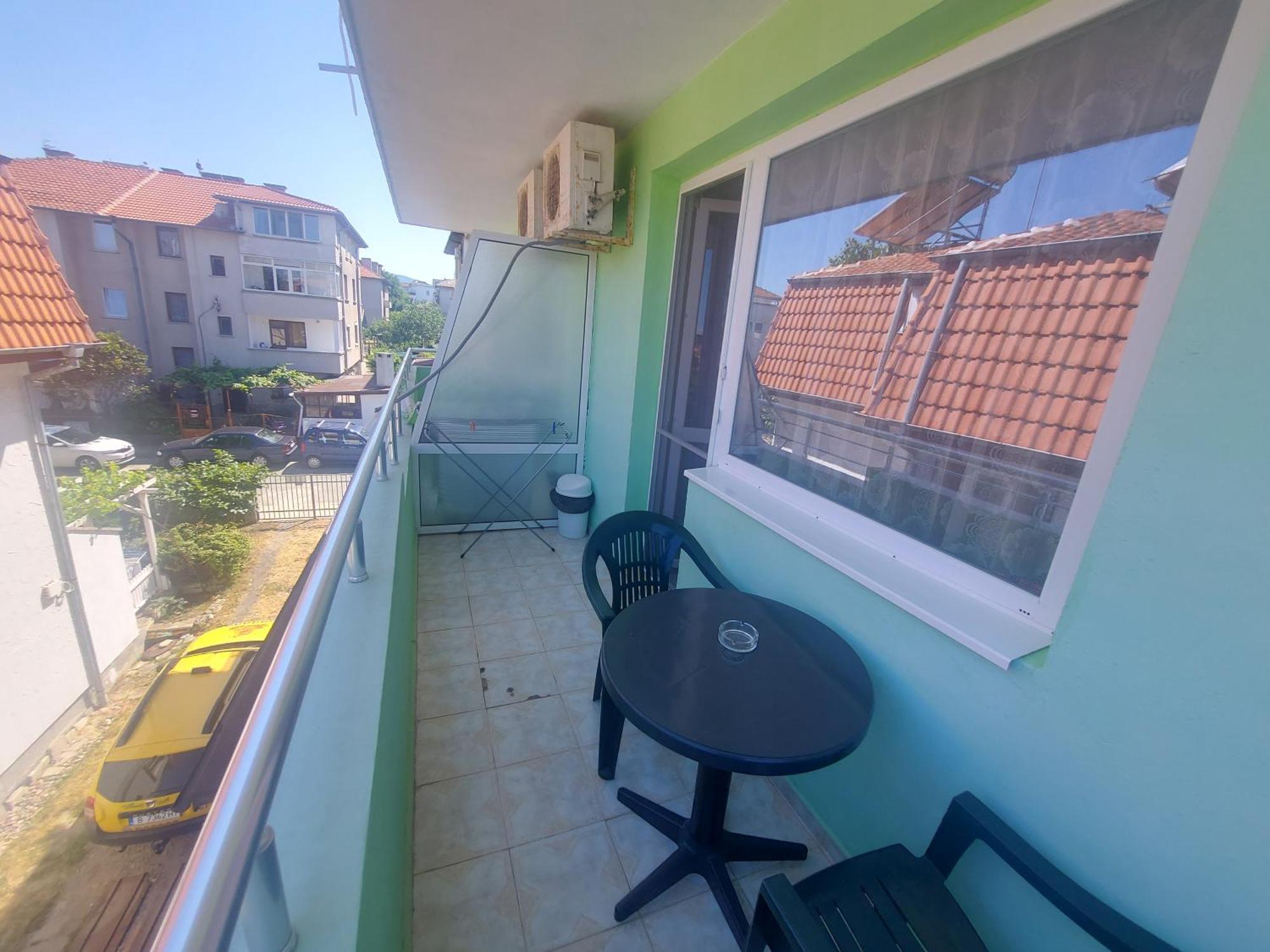 Guest House Nikolovi Lozenets Exterior foto